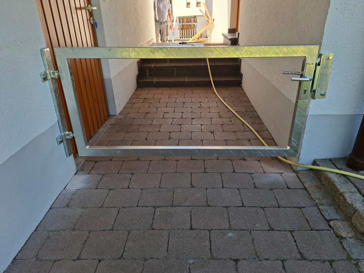 Abtrennung gefertigt